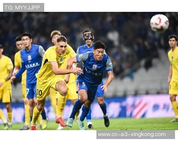 申花遭广岛逆袭朱辰杰失位致荒木隼人头球破门球队陷入困境