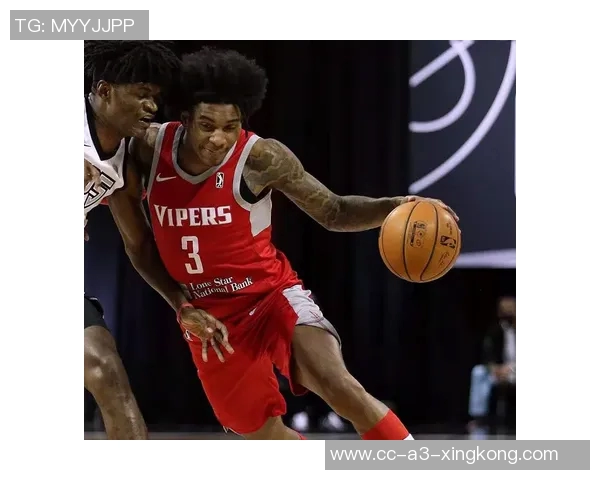 小凯文波特全能表现助球队获胜赛季首次三双数据惊人 小凯文波特全能表现助球队获胜赛季首次三双数据惊人