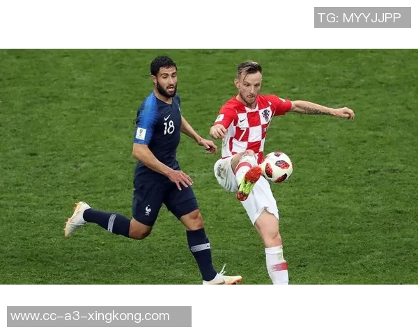 隆戈分析莫德里奇首发对阵萨索洛奇克与比里奇争夺先发位置